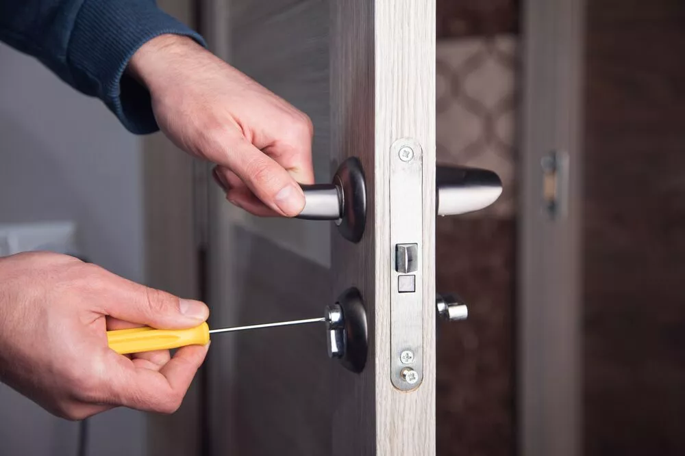 Benny’s Locksmiths service